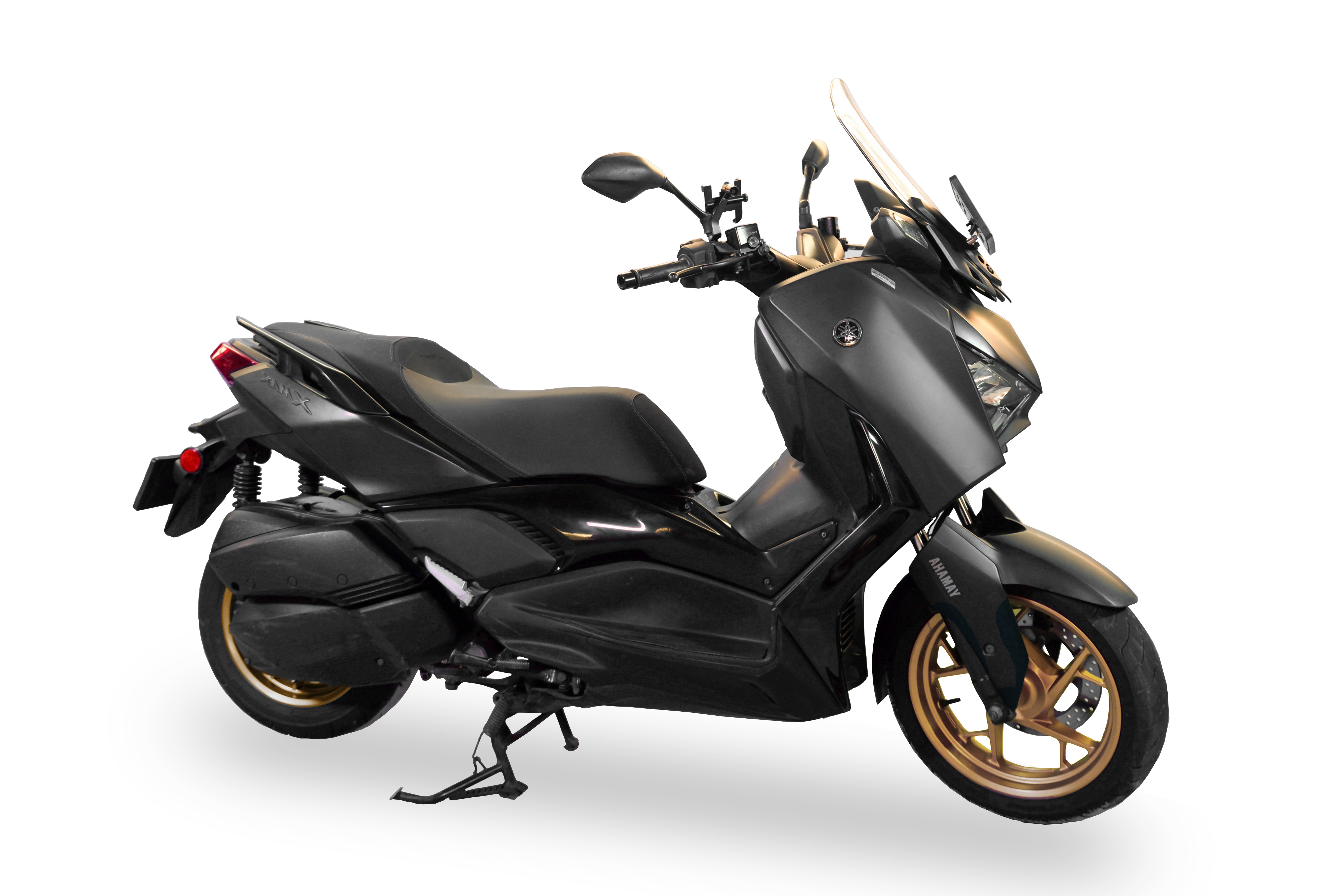 Rent a Yamaha XMax Connected (black)